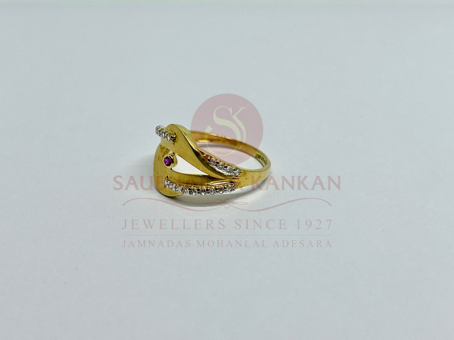 Ladies Ring