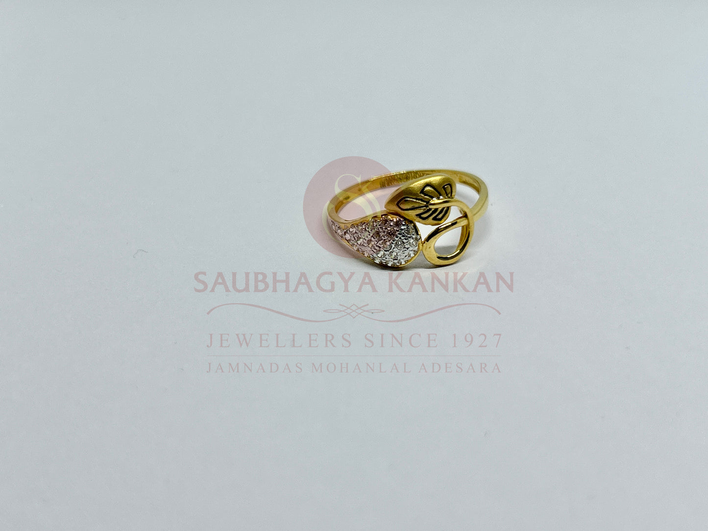 Ladies Ring