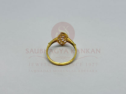 Ladies Ring