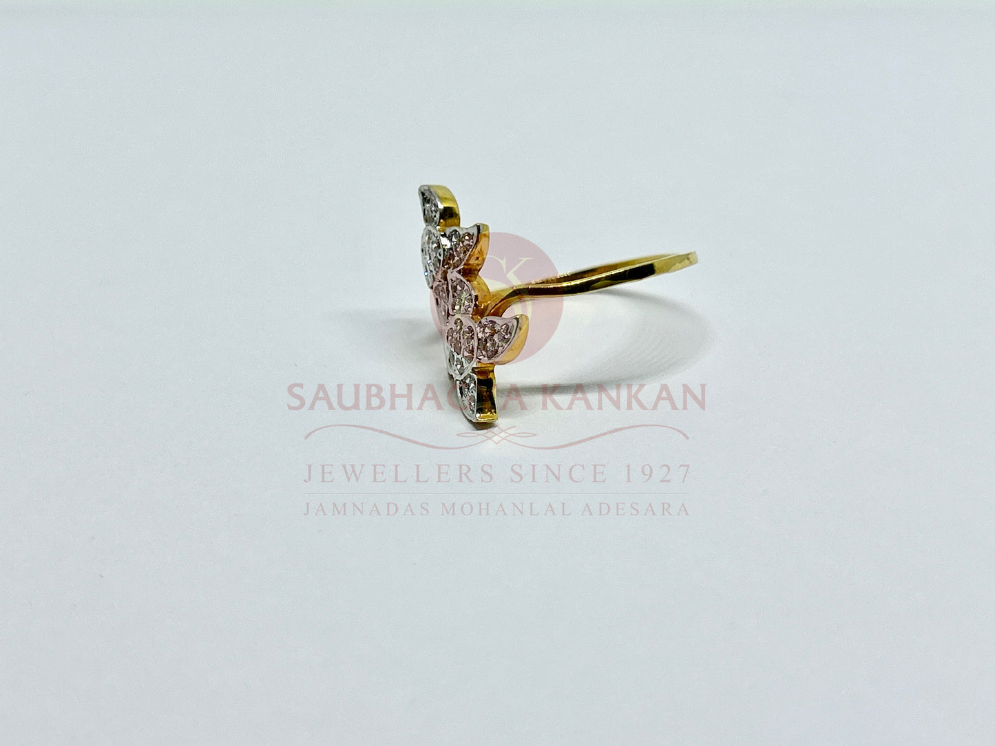 Ladies Ring