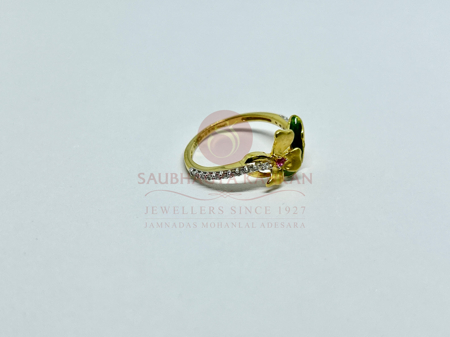 Ladies Ring