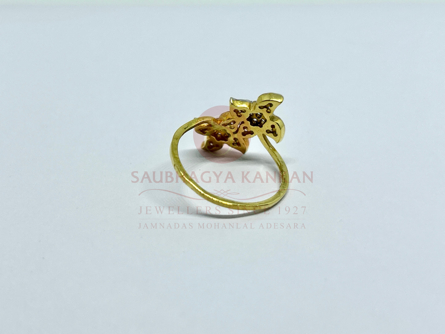 Ladies Ring